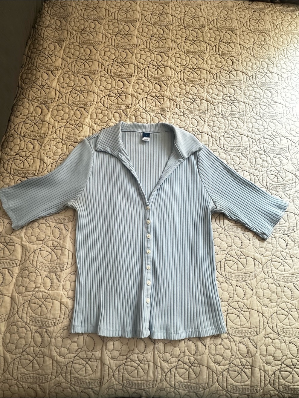 Old Navy Light Blue Ribbed Collar Button-Up Top